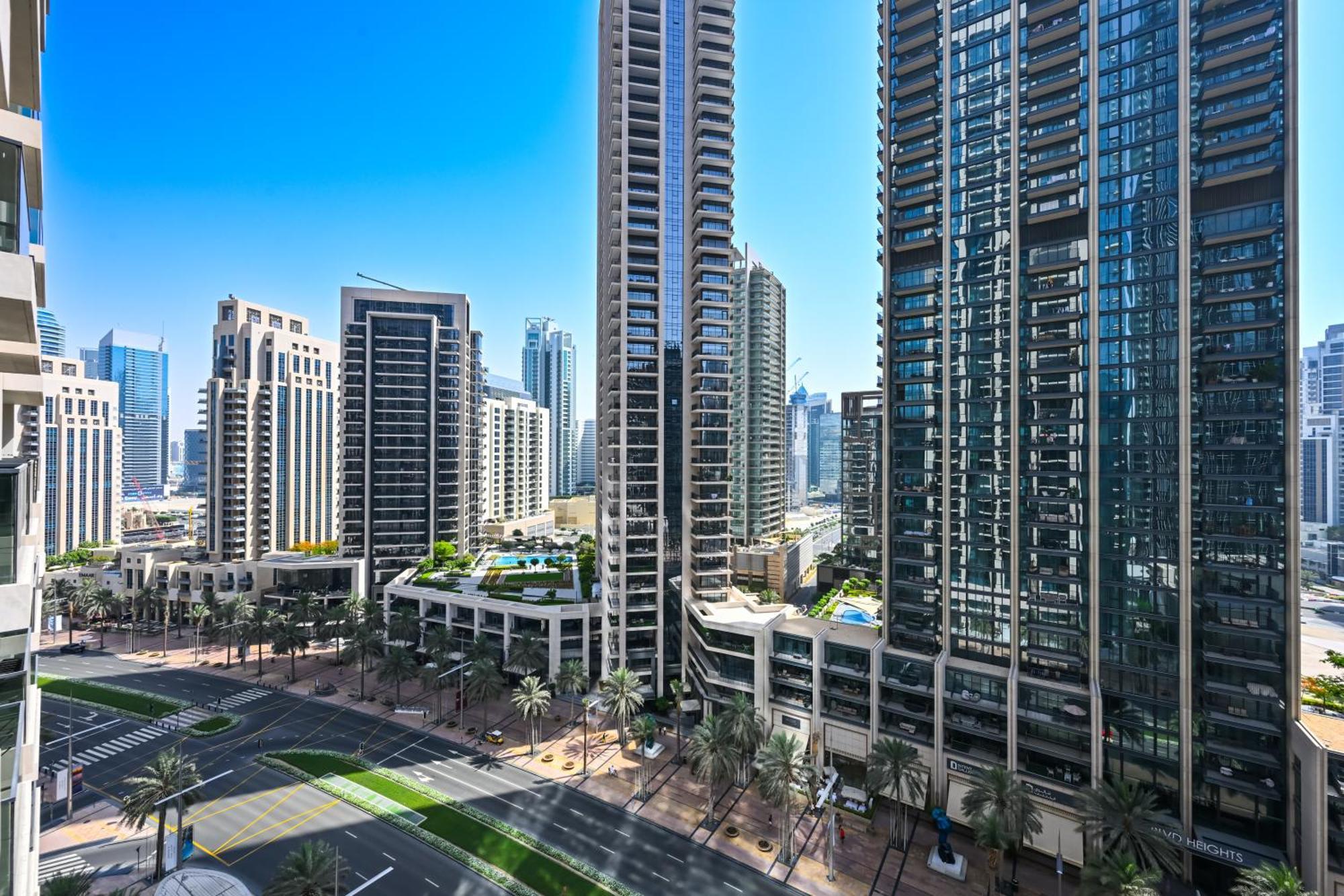 Majestic Actone 1br Dowtown *